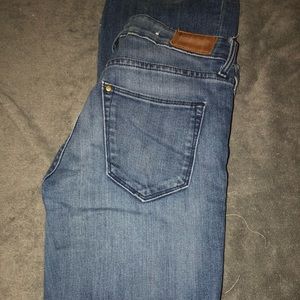 H$m jeans fit pretty tight